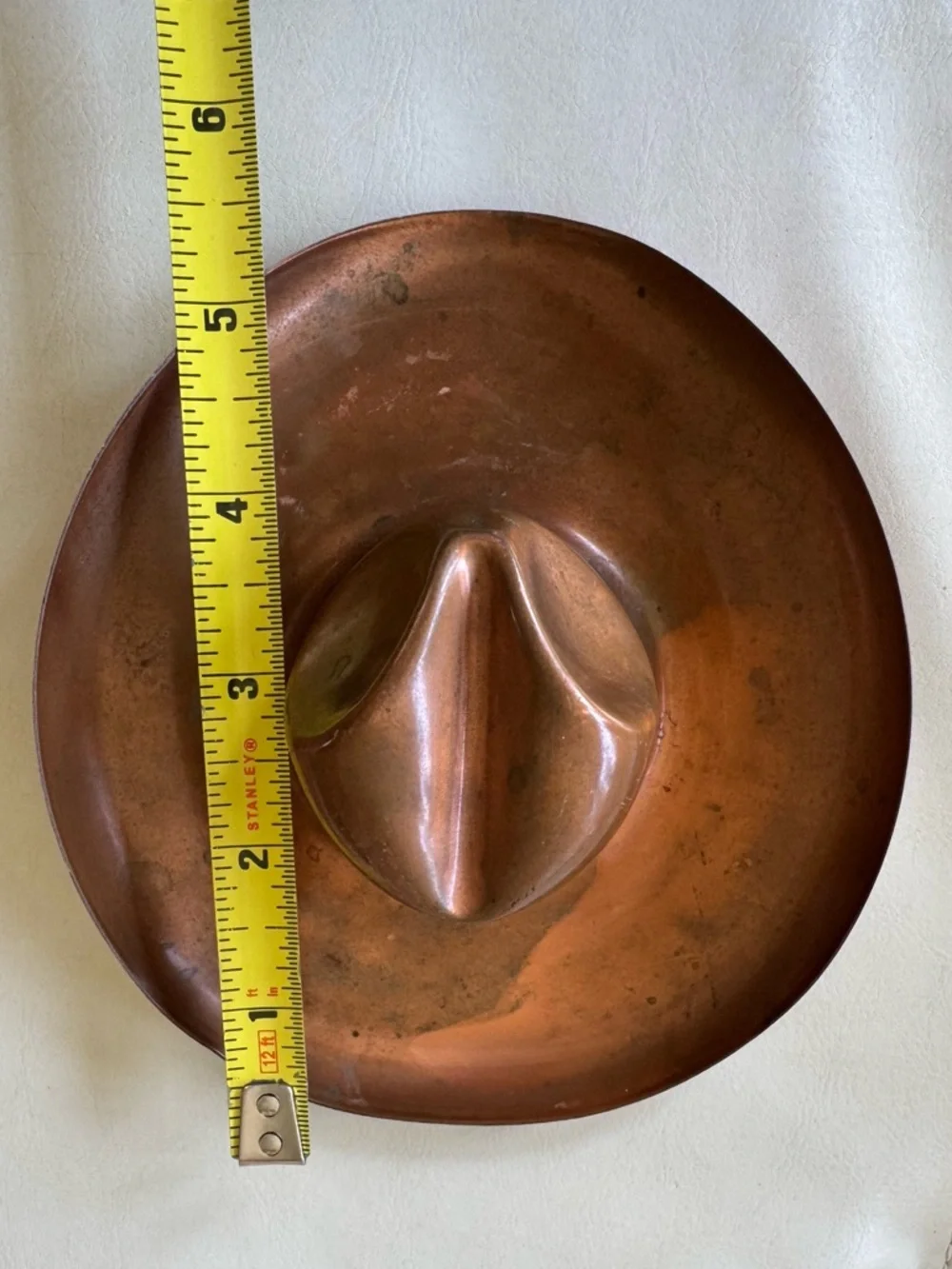 Gregorian solid copper cowboy hat ashtray - Picture 8 of 8